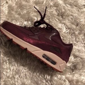 Women’s Nike Air Max’s 90 premium